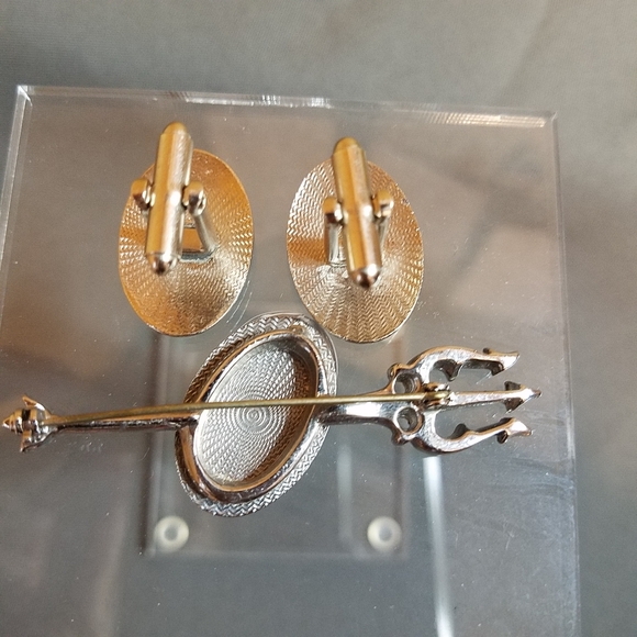 VTG cufflinks tie bar set red silver tone trident - Picture 4 of 11